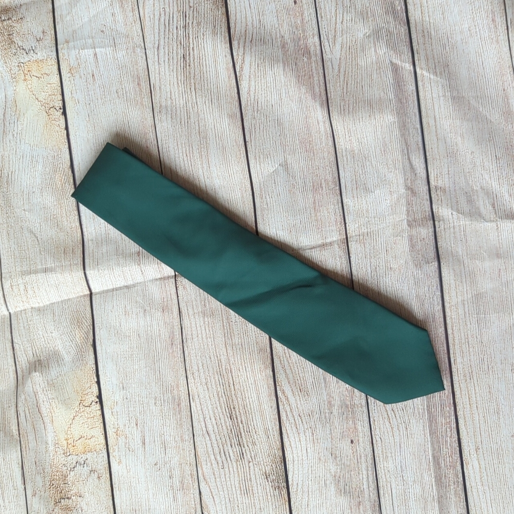 Azazie Green Tie